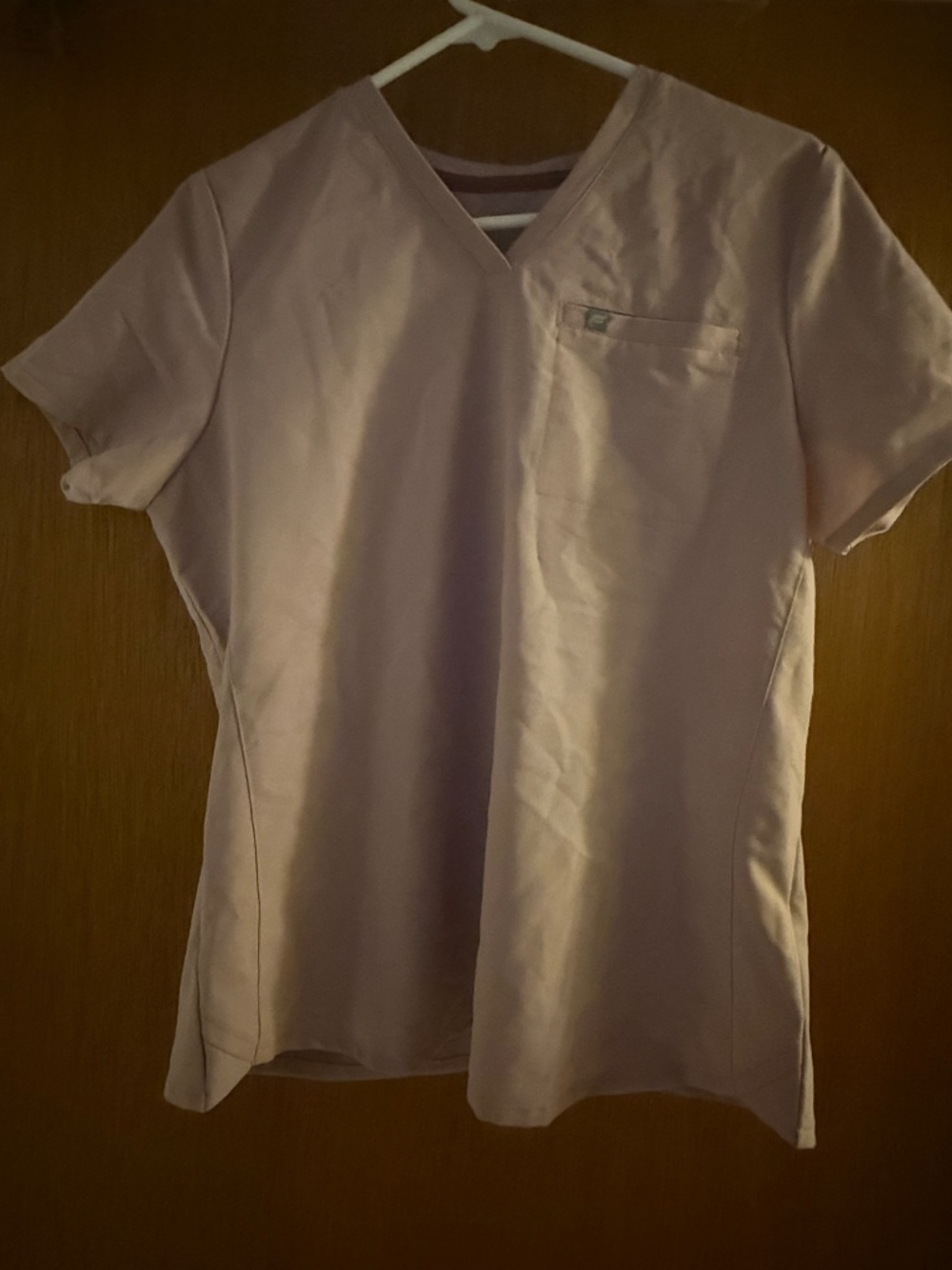 Fabletics Rose Quartz SET (one pocket scrub top and jogger) bottom) - Picture 6 of 7